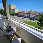 Beau T2 Climatisé, 1min à pied de la promenade des anglais et plage