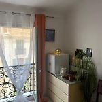 Private Room Near The Port Old Town