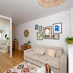 Wh Gasiglia - Casa So Nice