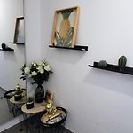 Wehost - Studio Flamingo