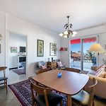 Azur Balcony Apartment Classic Charm With View
