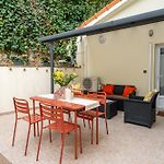 Ecrin au calme, terrasse&parking, Nice