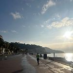Beachside Chic Studio - Carré d\'Or - Central Nice