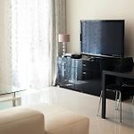 Apartment on Rue De France 4