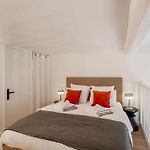 SUEDE PROMENADE Carré dOr Plages 1 min 2 salles de bain Climatisé