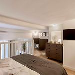 SUEDE PROMENADE Carré dOr Plages 1 min 2 salles de bain Climatisé