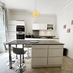 ApartHotel Riviera - 2 minutes de la plage - Exceptionnel 2 chambres AC - BALCON MEYERBEER 1