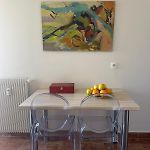 Appartement Arty et lumineux au port de Nice
