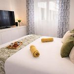 Center Nice, 10Min Beach, Parking, Terrace, Direct Tram