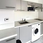 Charming Flat With Sunny Balcony Port De Nice