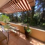 Superbe appartement de 3p pieces dans residence avec piscine et climatisation