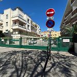 Nice 1Br W Terrace & Parking