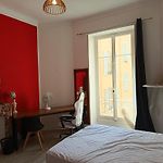 Au Centre De Nice Proche De La Mer Grande Chambre Climatisee Direct Tram Durandy Aeroport