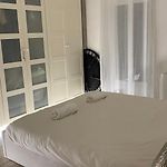 Chambre S A 14 Min De La Plage Promenade Des Anglais A Pieds