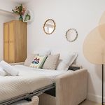 Nice Studio With 1 Bedroom, Gambetta, Russian Church