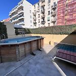 Appartement 3 Chambres, Piscine Privee Et Parking