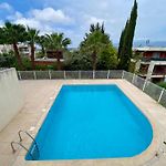 West Nice Ground-Floor One Bedroom Apartment With Parking, Garden, Pool