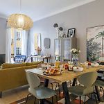 My Casa Guisol 17 - Elegant 3 Bedroom Apartment Near The Old Port