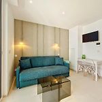 Nestor&Jeeves - Julianna Emeraude - Central Nice, Ac, Walk To Beach
