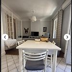 Cool Apartment & 10 Min To Sea