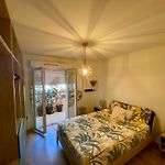 West Nice Ground-Floor One Bedroom Apartment With Parking, Garden, Pool