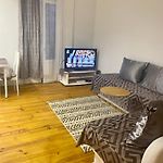 2 Chambres Et Salon 6 Mn Port A Pieds