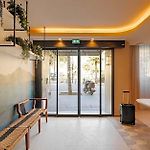 Yelo Promenade Hotel Magnan, Sonder