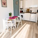 Bright Studio With Balcony At The Foot Of The Sea