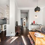 Stunning Apartment In The Gold Square Of Nice!