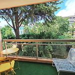 2 Pieces Au Calme Avec Terrasse Et Climatisation