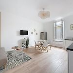 Superbe appartement rénové 1 chambre - Nice Mantega