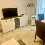 Double Room Only For Women Femal