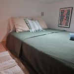 Maison Climatisee Proche De Toutes Les Commodites