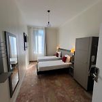 Chambre Meublee