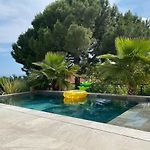 House With Pool And Sea View In Nice