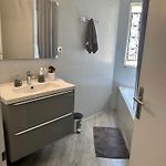Double Room Only For Women Femal