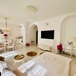 White Palace - Beach 1 Min - Carre D\'Or - Promenade