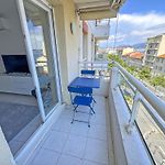 Villa Melrose Sea View Retreat Close To Beach