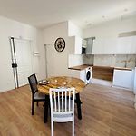 New Designer Studio Ac Wifi Near Nice Train Station