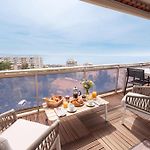 Wonderful View - 2Br Nice Fabron - Parking