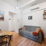 Charming 2 Rooms, Sleeps 4 Nice Center