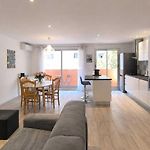 Charming Apartment With Terrace & Secure Parking