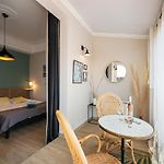 Bright & Cosy Studio W Terrace Ac