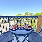 Elegant Seafront Loft Old Town Nice