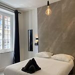 Joli Appartement Avec Jardin, 2 Chambres, Centre Ville De Nice