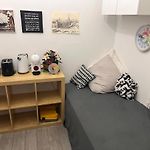 Sleeps 5 - Budget-Friendly Flat - Central And Cozy