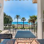 Charming Studio With Balcony & Sea View