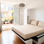 Studio Climatise Avec Grande Terrasse Privee Au Coeur De Nice