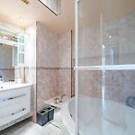 Spacious Flat - Calm & Ac