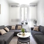 Air-Conditioned Apartment In The Republique District